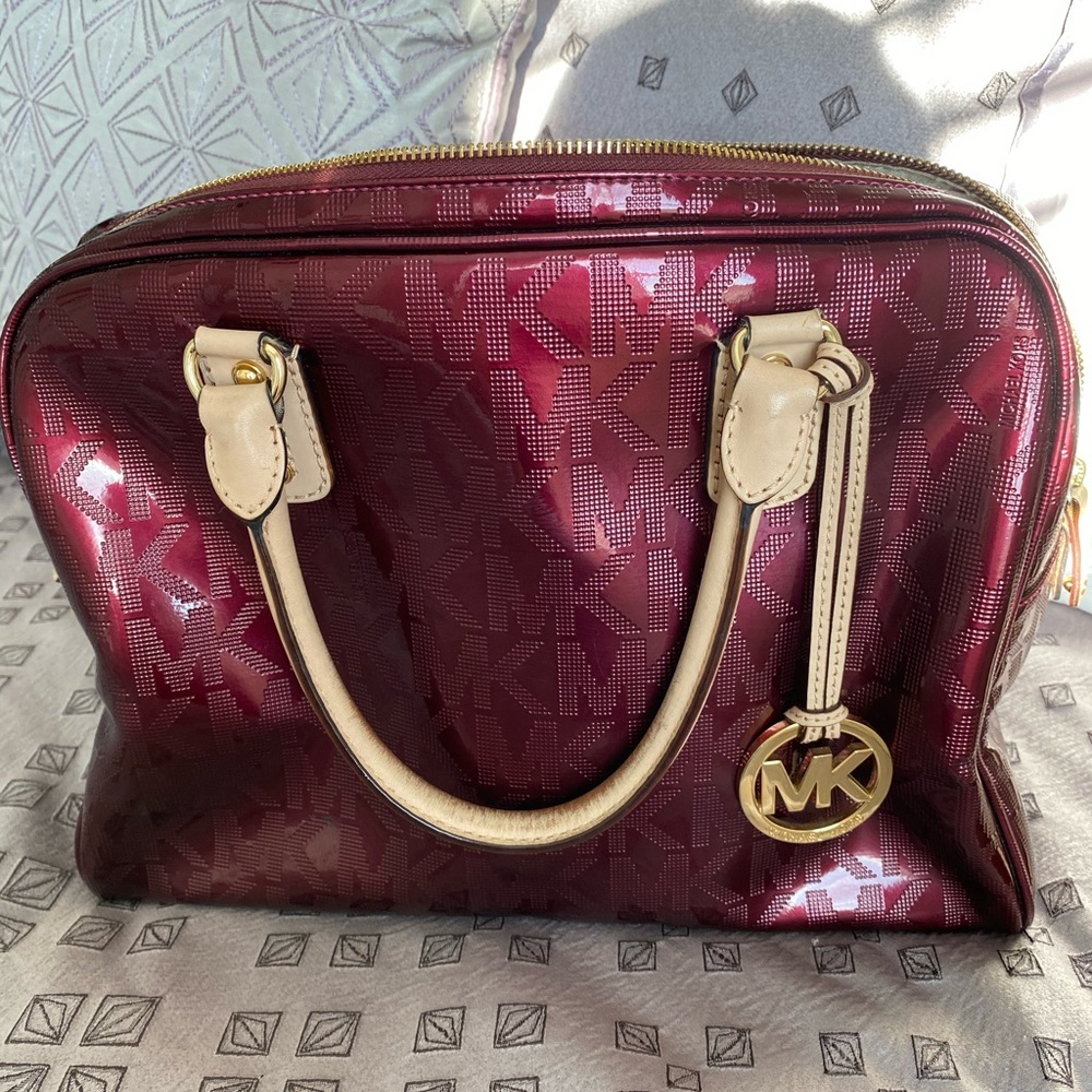 Michael Kors purse